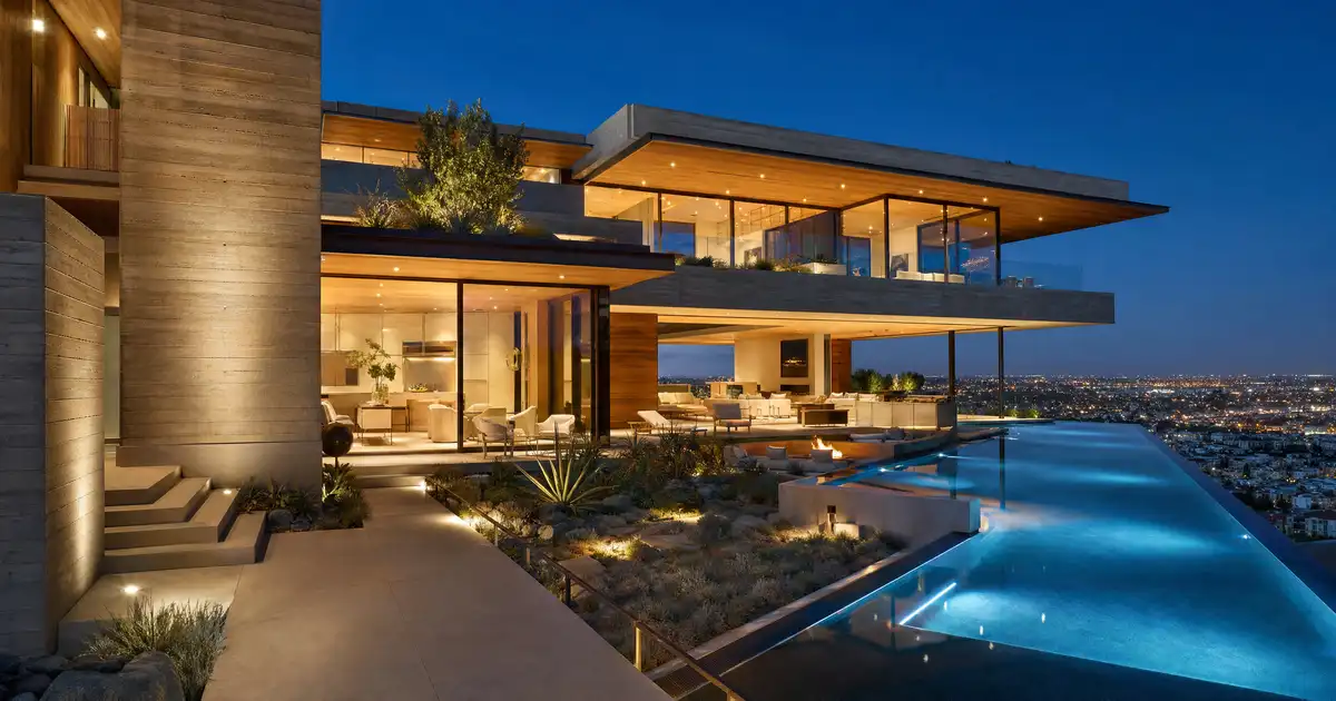 Super jumbo DSCR loans in Huntington Beach, California