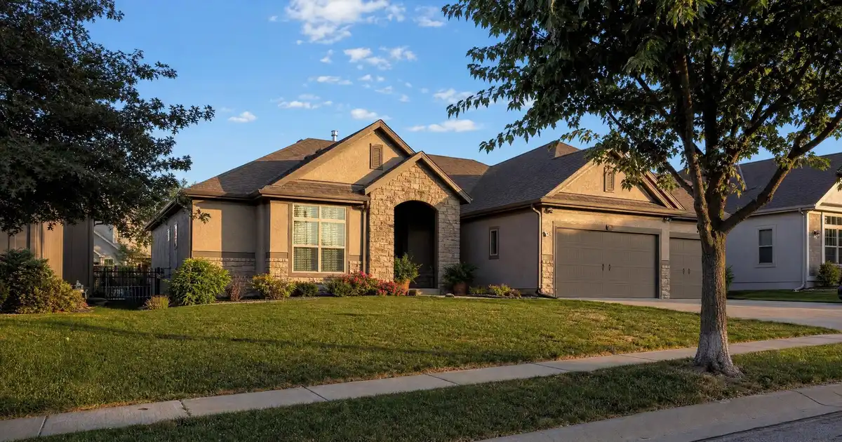 Short-term rental loans in Lee's Summit, Missouri