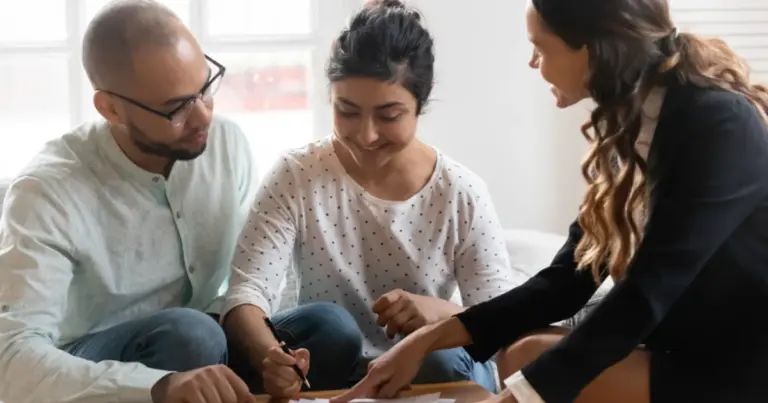 Understanding the Difference: Mortgage Lender vs. Mortgage Broker, and Why a Mortgage Broker Excels