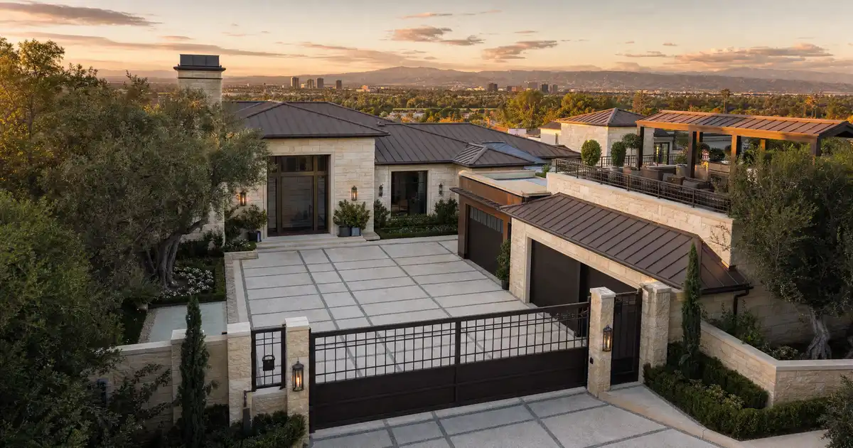Super jumbo bank statement loans in Orange, California