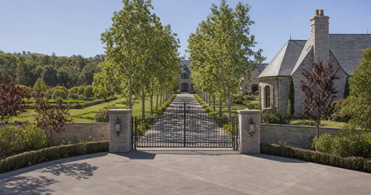 Super jumbo DSCR loans in San Marcos, California