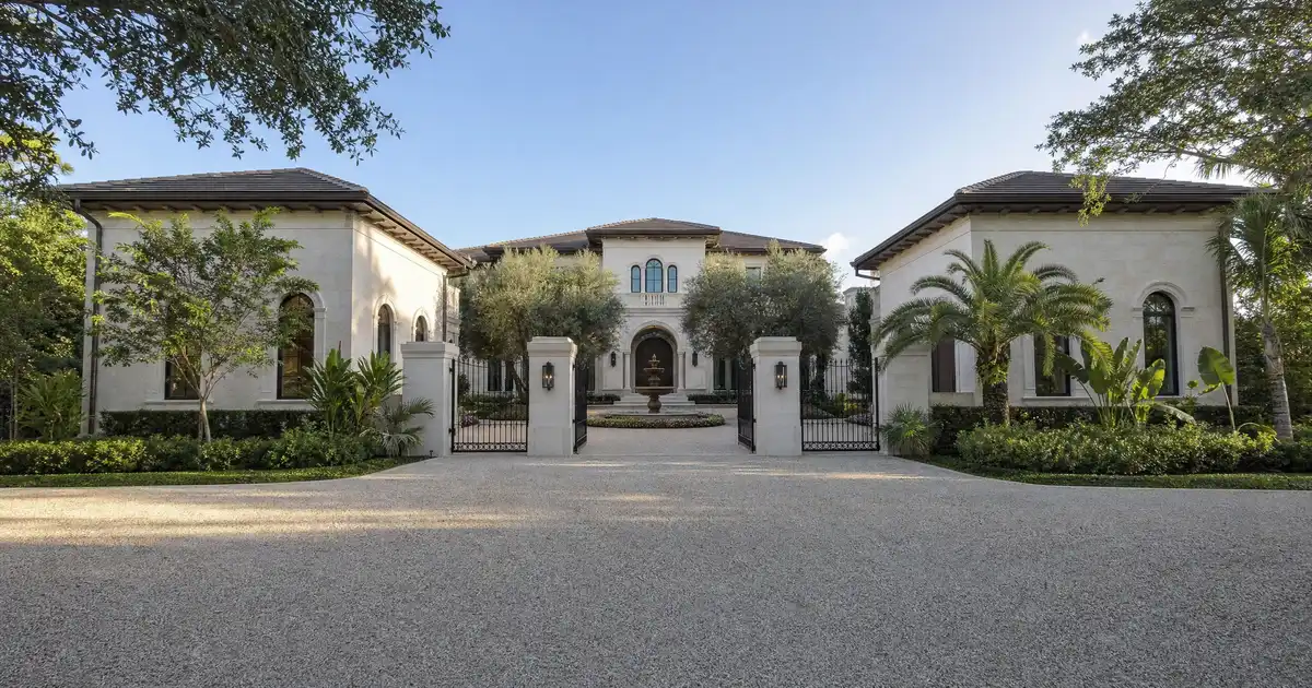 Super jumbo bank statement loans in Sanibel, Florida