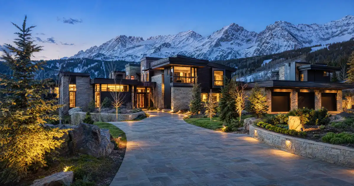 Super Jumbo DSCR Loans in Wyoming