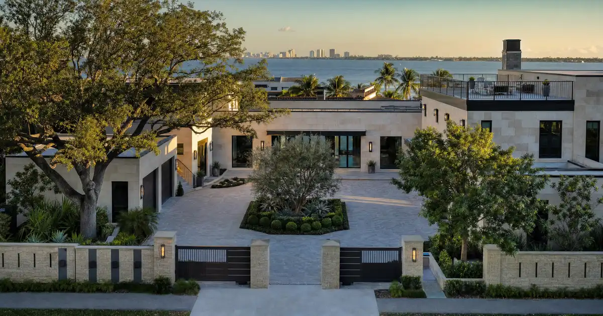 Super jumbo DSCR loans in Venice, Florida