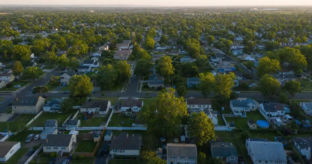 Woodbridge, New Jersey DSCR loans — qualify on the property’s rental income, not personal income.