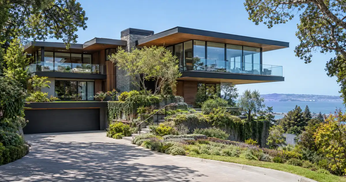 Jumbo cash-out refinance in Alameda, California — equity above the conforming limit into cash