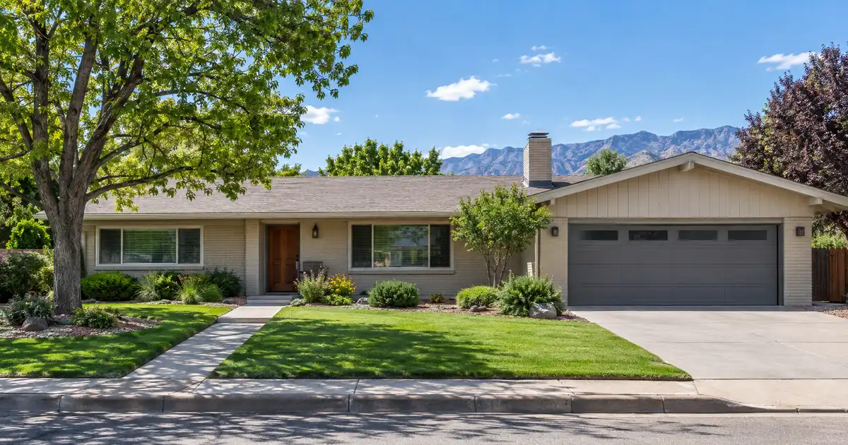 Mortgage refinance in Albuquerque, New Mexico — a better loan on the same home