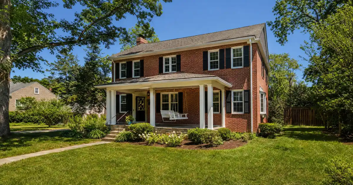 Conventional loans in Arlington, Virginia — conforming mortgage with a low down payment