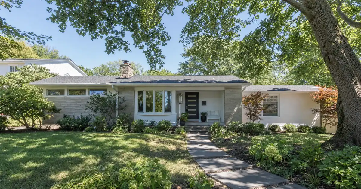 FHA cash-out refinance in Arlington, Virginia — home equity into cash