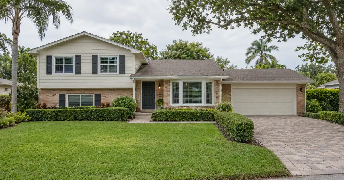 Conventional loans in Bonita Springs, Florida — conforming mortgage with a low down payment