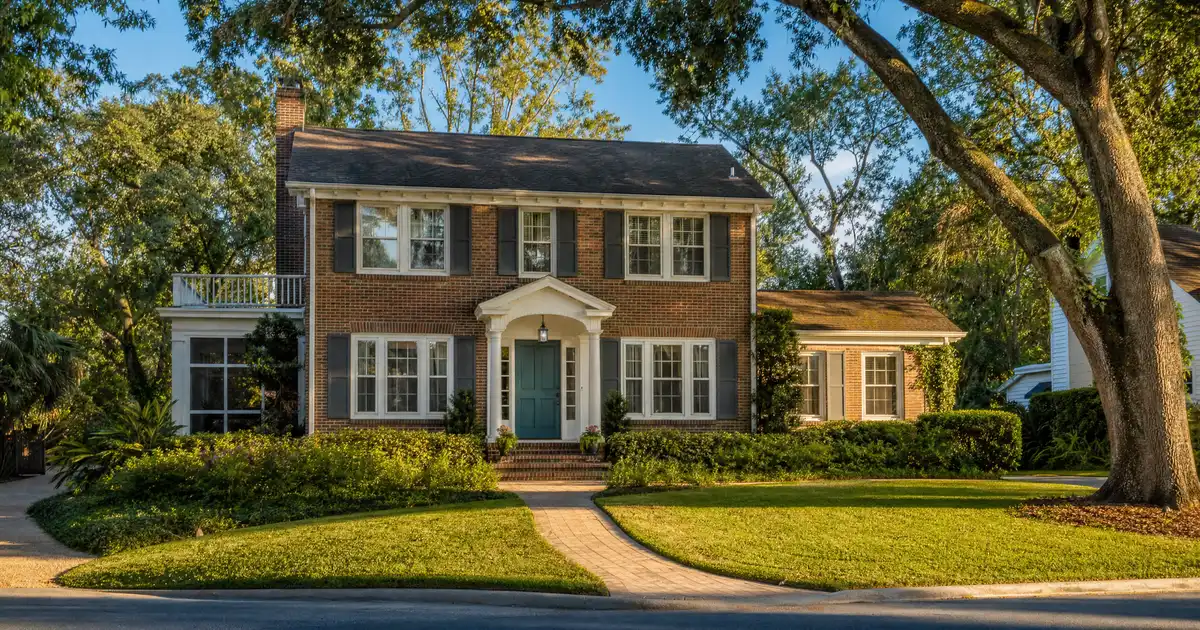 Cash-out refinance in Bradenton, Florida — home equity into cash