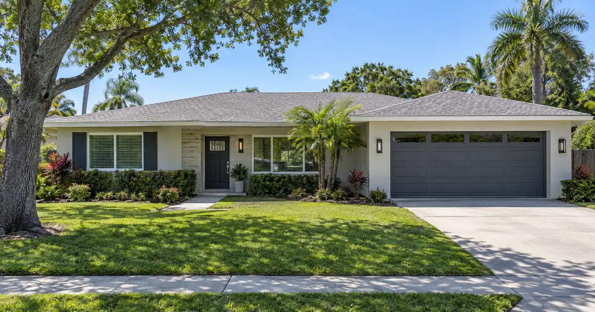 Mortgage refinance in Bradenton, Florida — a better loan on the same home
