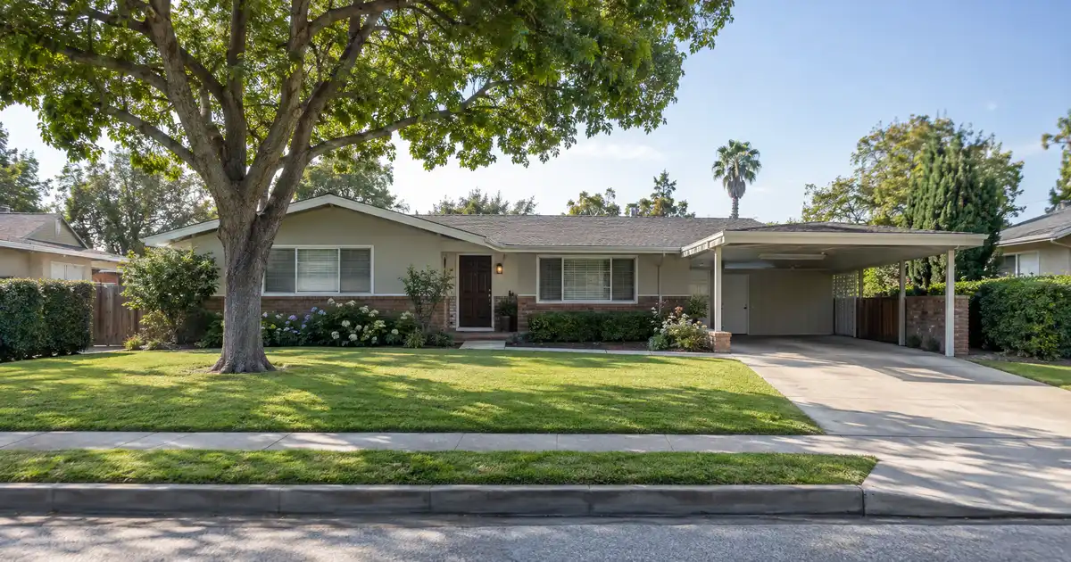 Conventional loans in Buena Park, California — conforming mortgage with a low down payment