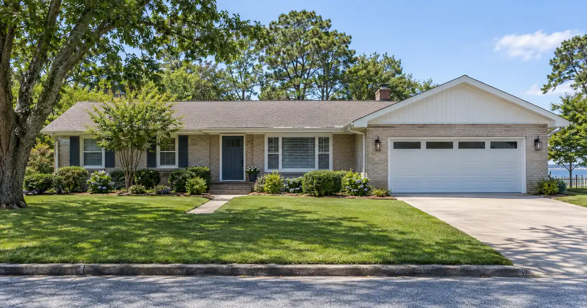 Mortgage refinance in Chincoteague, Virginia — a better loan on the same home