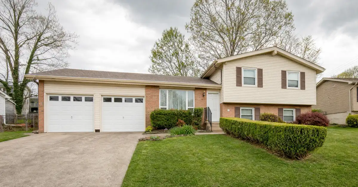 FHA cash-out refinance in Clarksville, Tennessee — home equity into cash