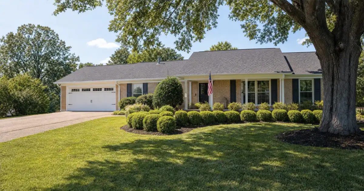 VA cash-out refinance in Clarksville, Tennessee — home equity into cash for veterans