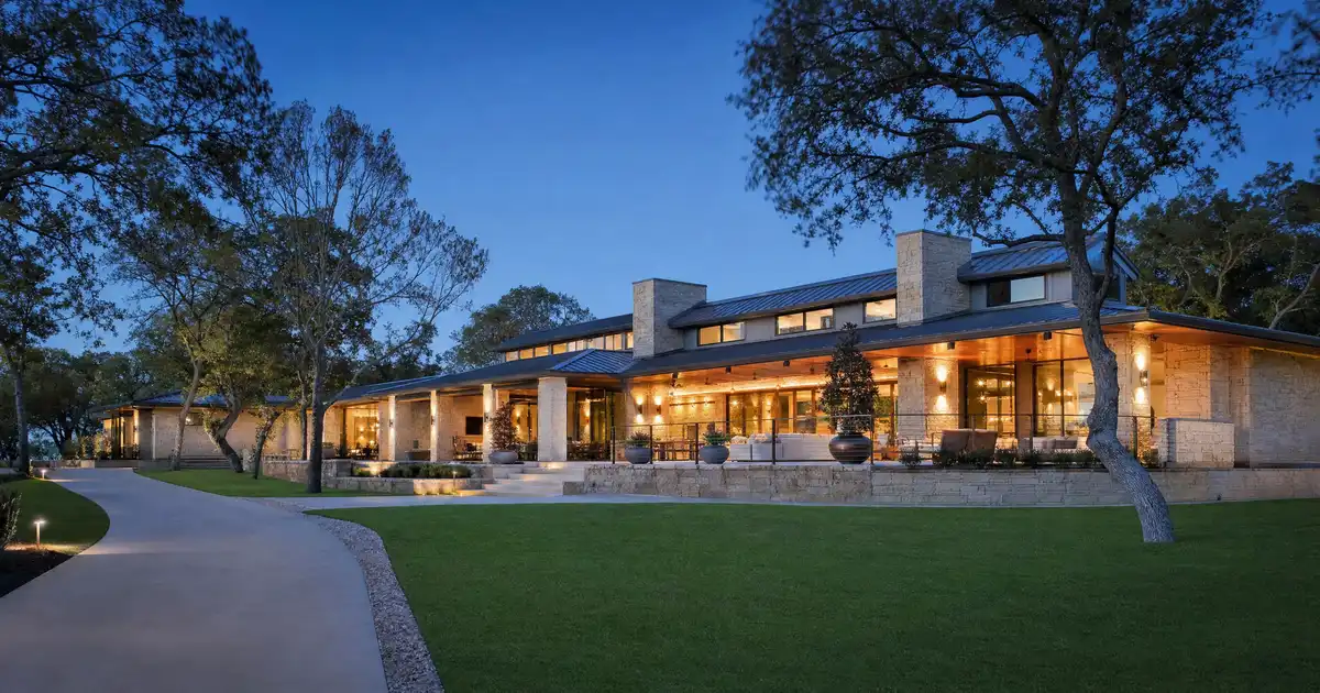 Jumbo cash-out refinance in Dallas, Texas — equity above the conforming limit into cash