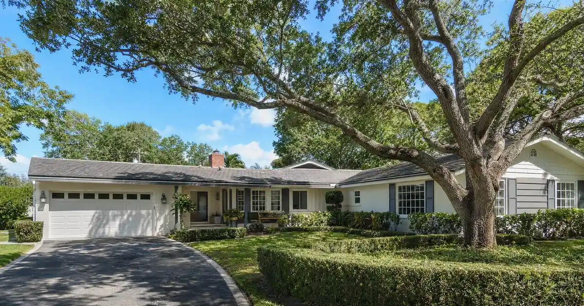 Cash-out refinance in Davie, Florida — home equity into cash