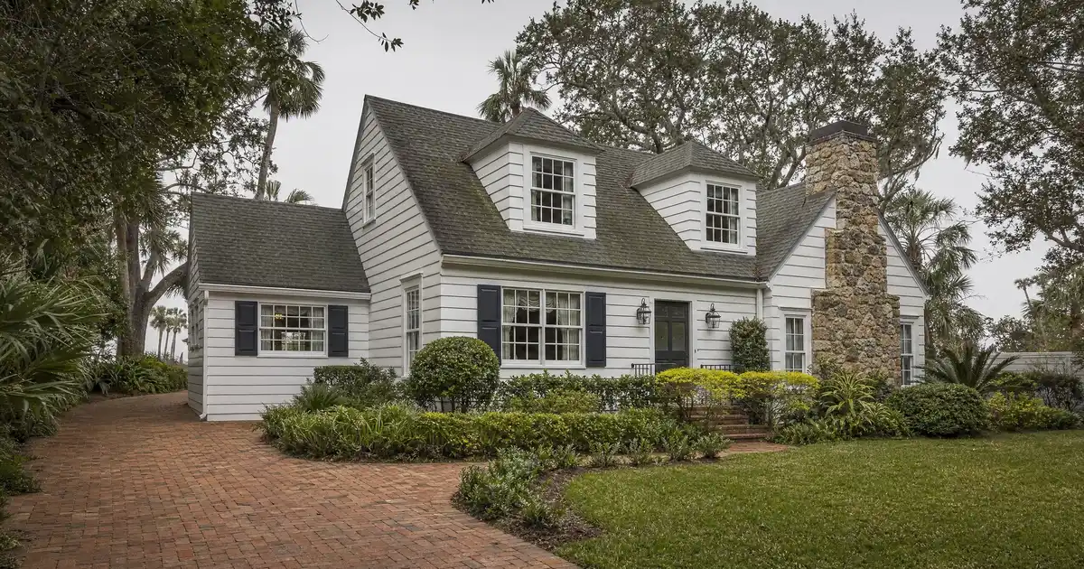 Cash-out refinance in Daytona Beach, Florida — home equity into cash