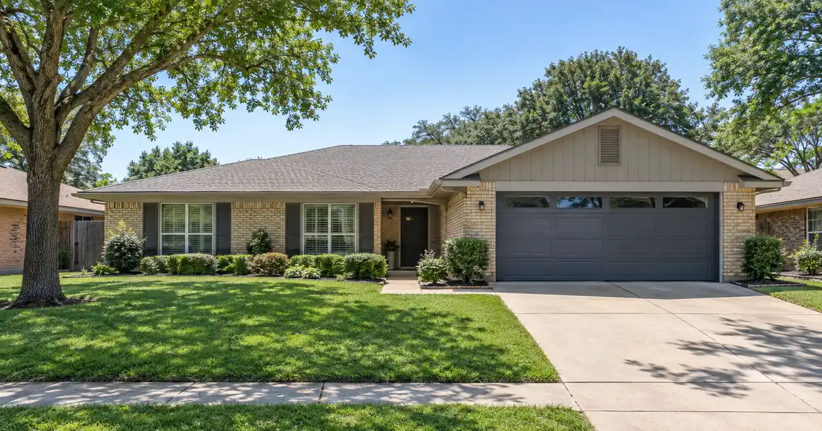 Mortgage refinance in DeSoto, Texas — a better loan on the same home