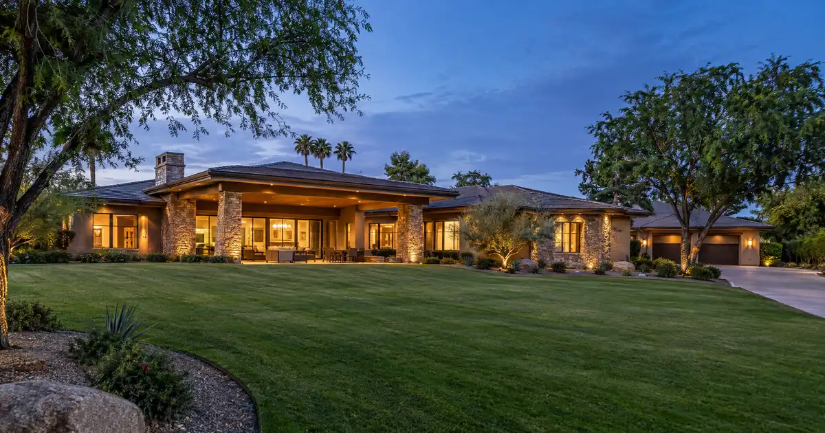 Jumbo cash-out refinance in El Centro, CA — equity above the conforming limit into cash