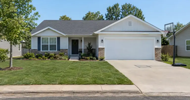 Typical Cash-Out Refinance Closing Costs for a Second Home