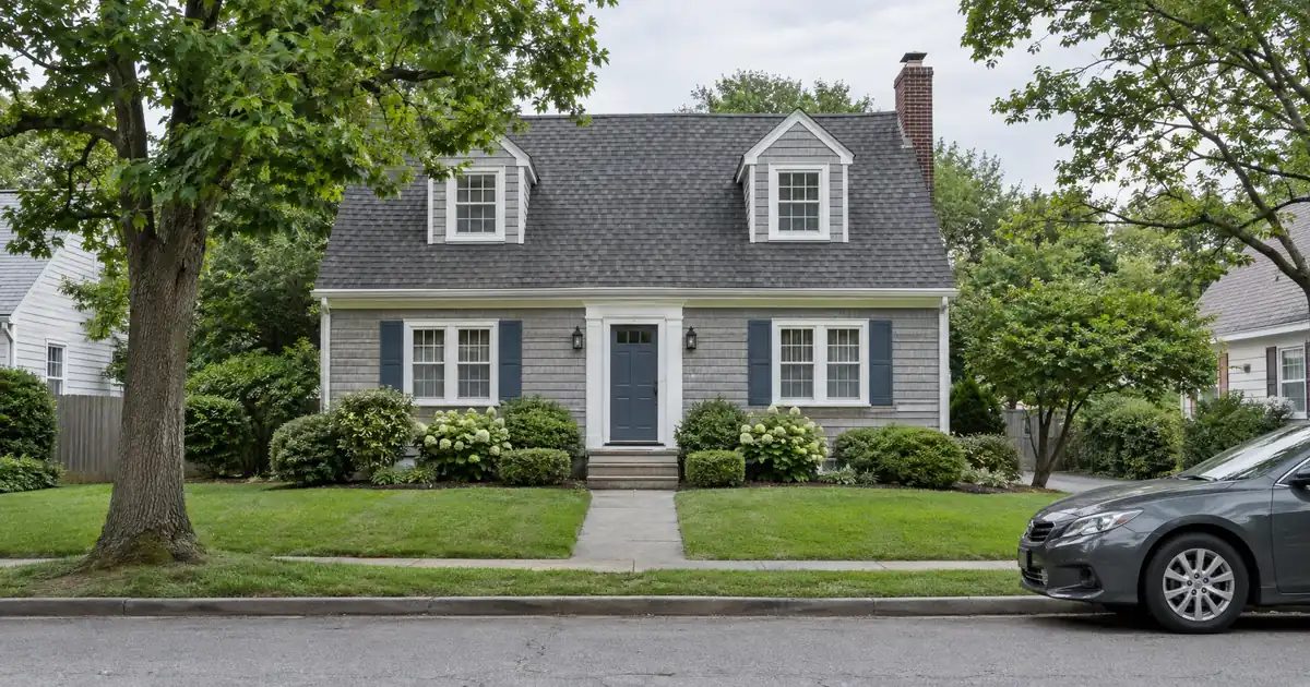 Investment Property HELOC Lenders for Investors Keeping a Low First Lien