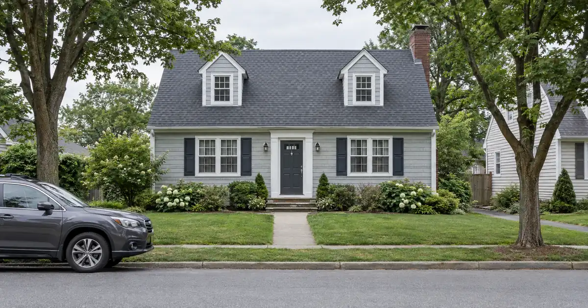 Can Distributions Qualify a Paid-Off Home for a Bank Statement HELOC?