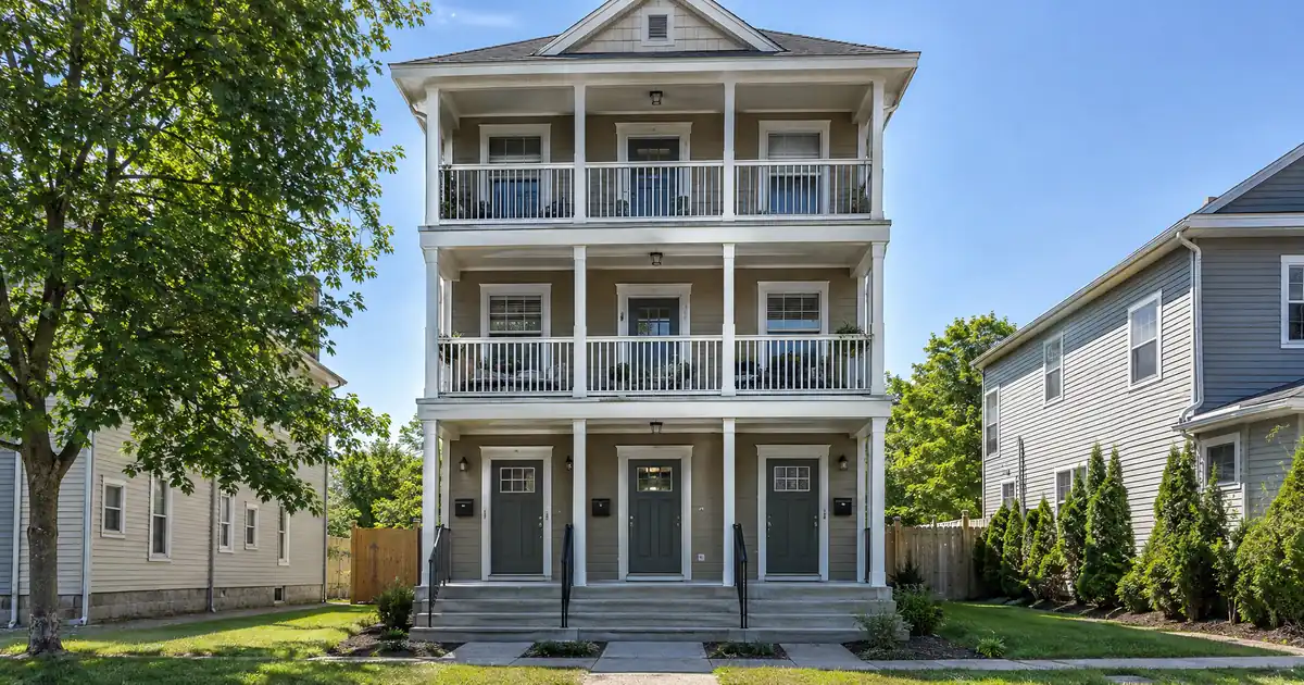 How DSCR Cash-Out LTV Is Sized on a Duplex or Triplex