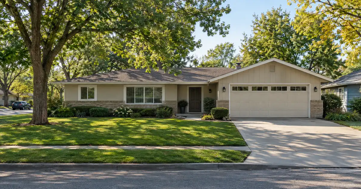 Can You Get a Bank Statement HELOC With Both Spouses on the First Mortgage?