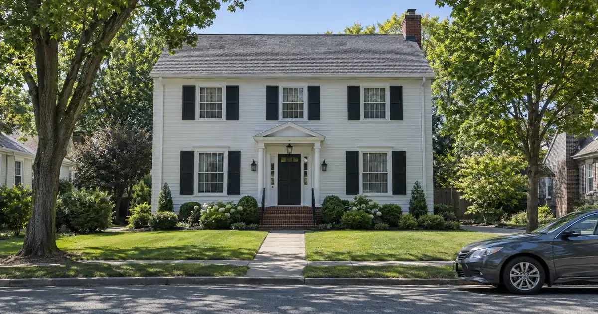 Should You Sell a Tenanted Rental or Pull Equity With a Cash-Out Refi?