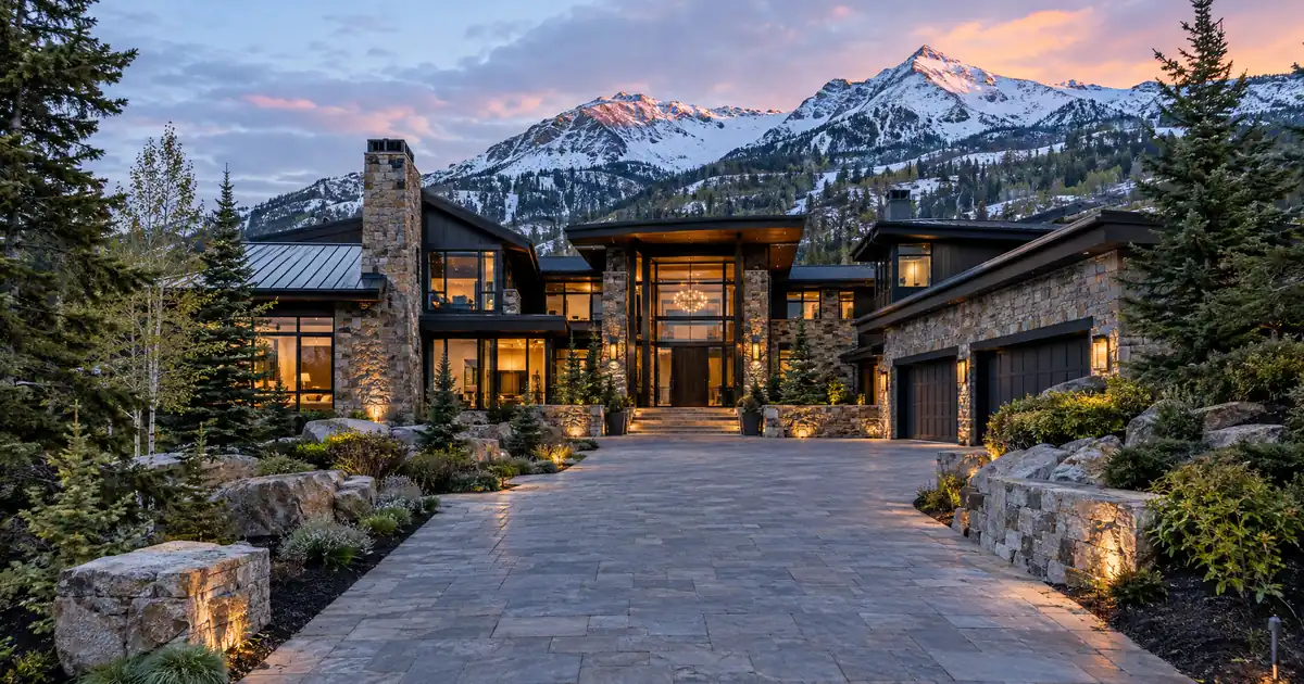 How a Founder Uses a Super Jumbo DSCR Cash-Out Refinance After a Sale