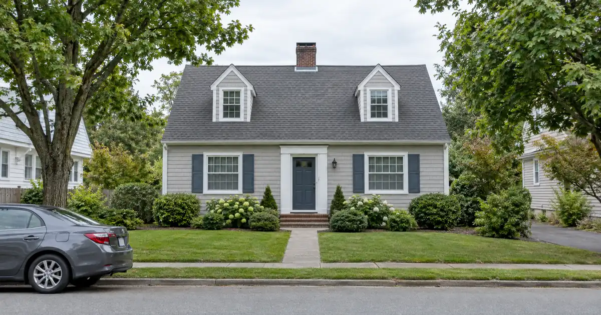 Should You Use a HELOC to Renovate Instead of Moving?