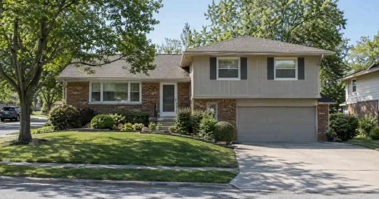 HELOC Behind a Low First Mortgage for Homeowners Who Will Not Refi