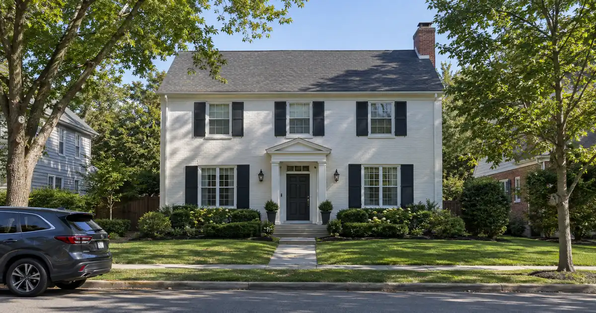 Can a Lender Charge an Early-Closure Fee When You Pay Off a HELOC?