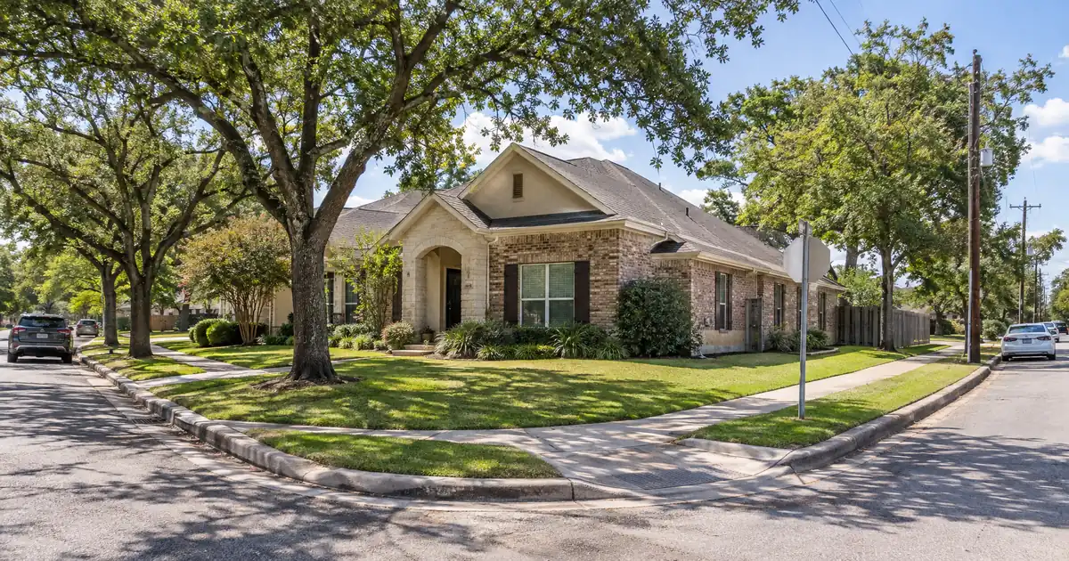 Can a Texas Homestead Carry a HELOC and a Cash-Out Lien?