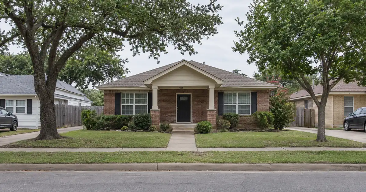 DSCR Cash Out Refinance in Corsicana, Texas: How the Rent Math Clears at 75% LTV