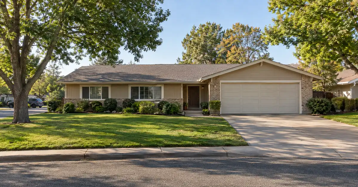 Can a First-Lien HELOC on a Paid-Off Home Buy a Rental?
