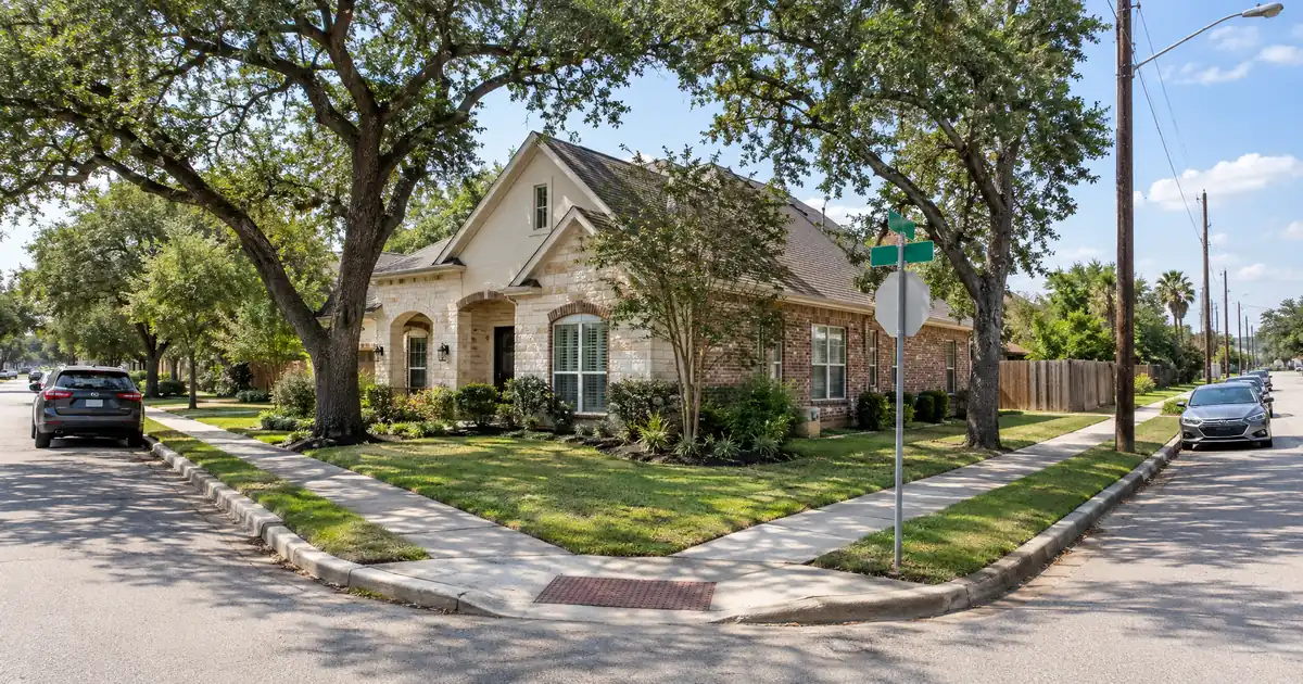 Texas Home Equity Loan Conversion Rules for a Lower Payment