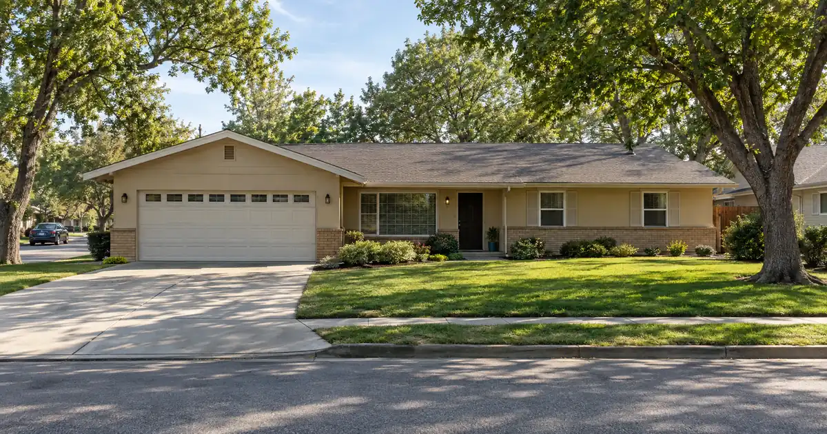 Can a Homeowner With a Refinanced Low First Mortgage Add a HELOC?
