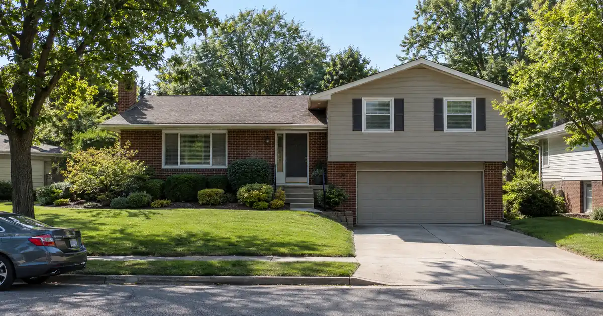 How Much a Large HELOC Draw Costs Against a Small First Mortgage Balance