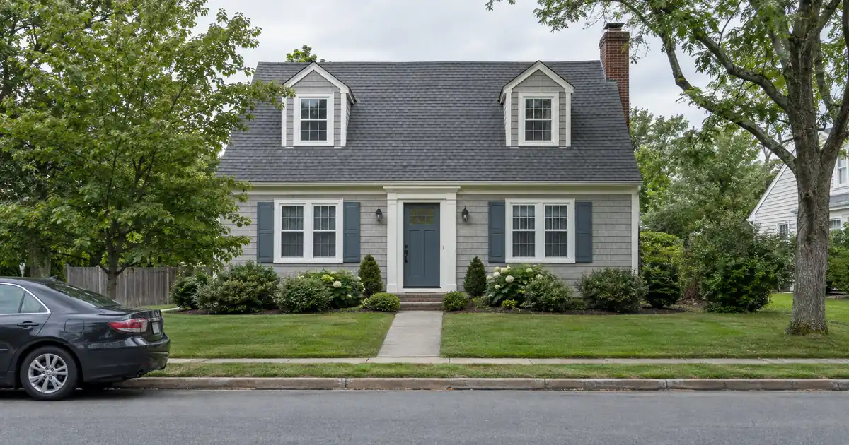Is a HELOC the Right Move Behind an Adjustable First Mortgage?