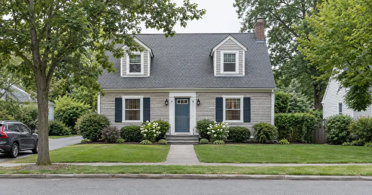 How to Size a HELOC for a Startup so the Home Isn't the Last Dollar