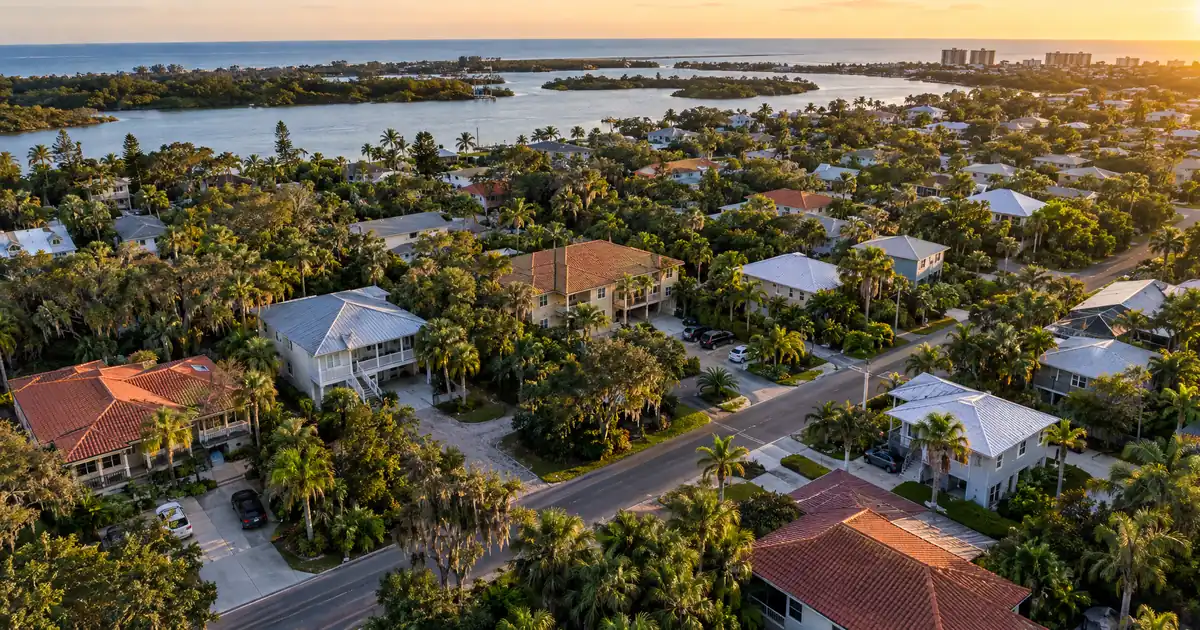 DSCR Cash Out Refinance in Siesta Key, Florida: How the Rent Math Clears at 75% LTV Here