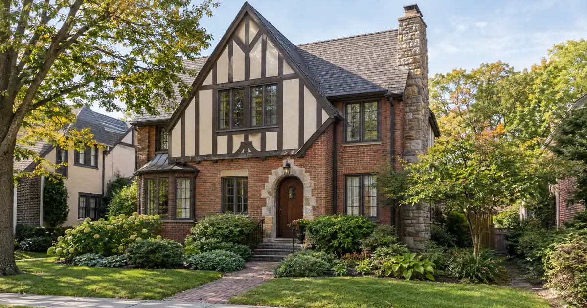 HELOC as a Second Lien for Homeowners Keeping a Low First