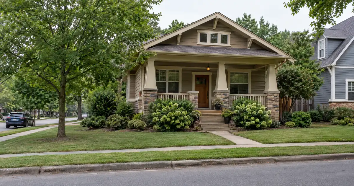 Can a Lock-in Homeowner Sell While the HELOC Is Open and Drawn?
