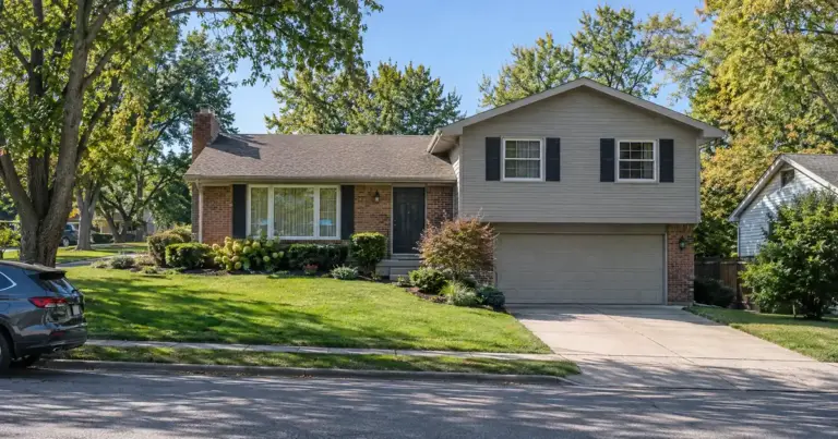 Can a Homeowner Keep a HELOC in Second Position After a Refinance?