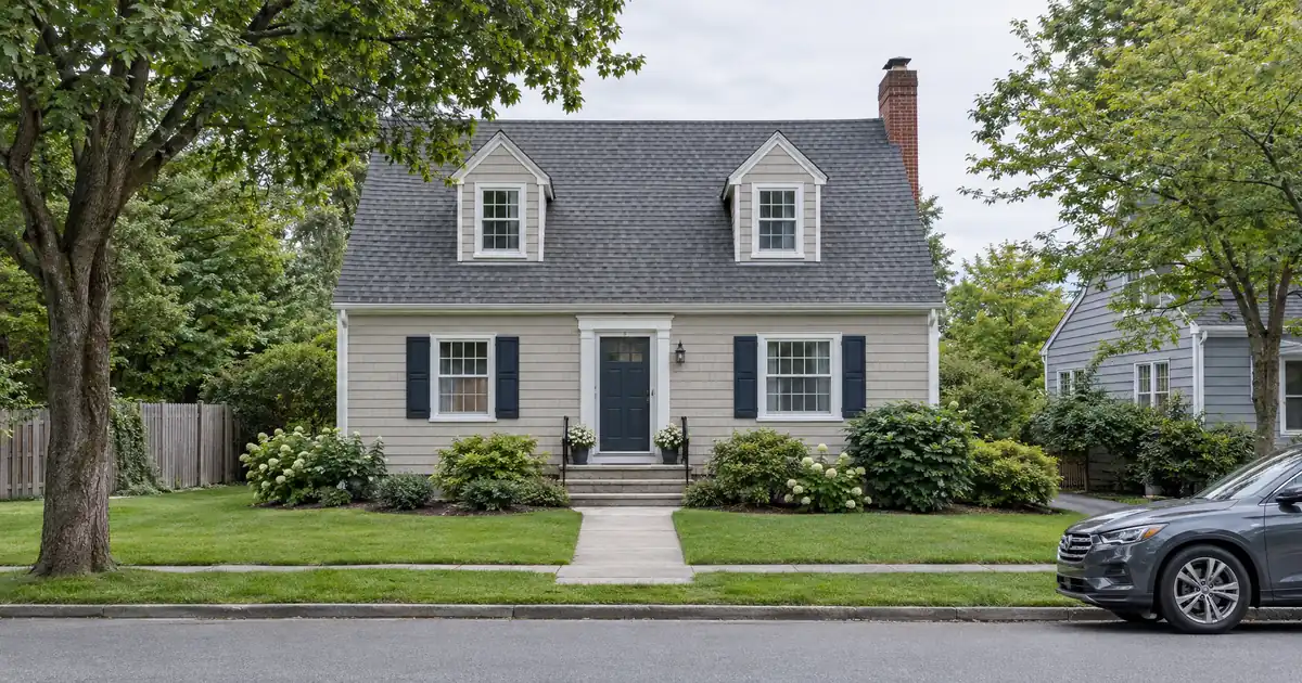 HELOC vs Cash-Out Refinance for a Homeowner Repaying a Family Loan