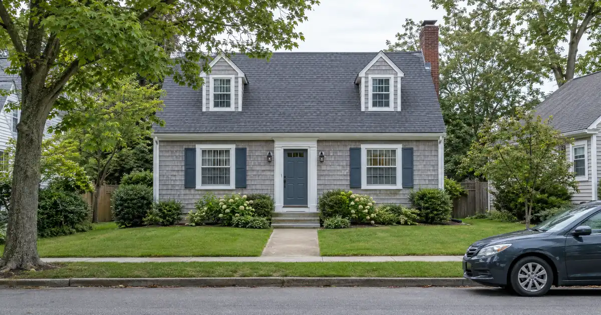 HELOC on Your Home vs. a Land Loan for Buying a Lot