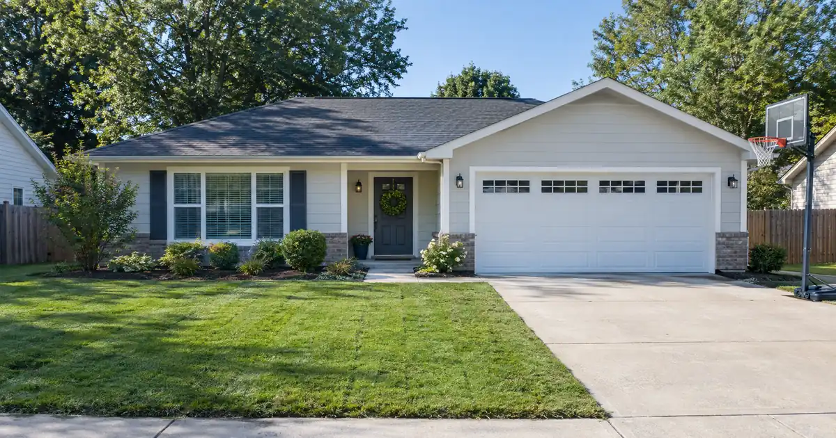 How to Qualify for a Cash-Out Refinance by Paying Off Accounts at Closing